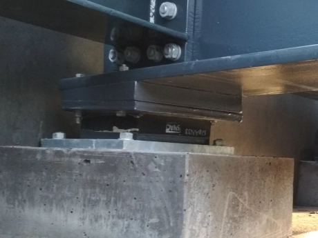 gewapende rubber brugoplegging