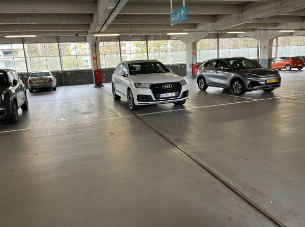 dilatatievoegprofielen in Parkeergarage